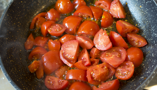 Cancer-Fighting Lifestyle Recipe: Tomato-Tofu Stir Fry